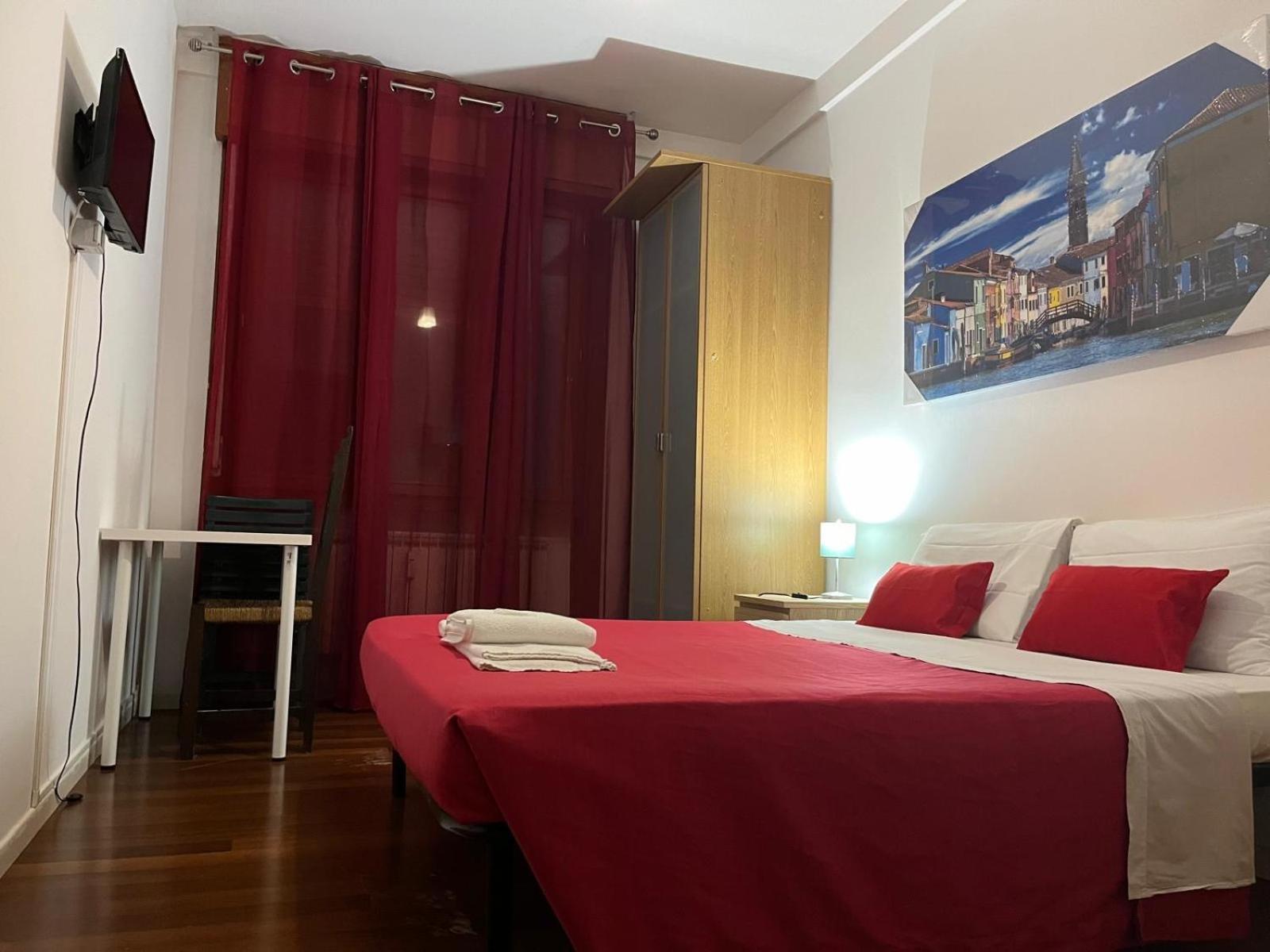 Venice Popular Stay Mestre Bagian luar foto