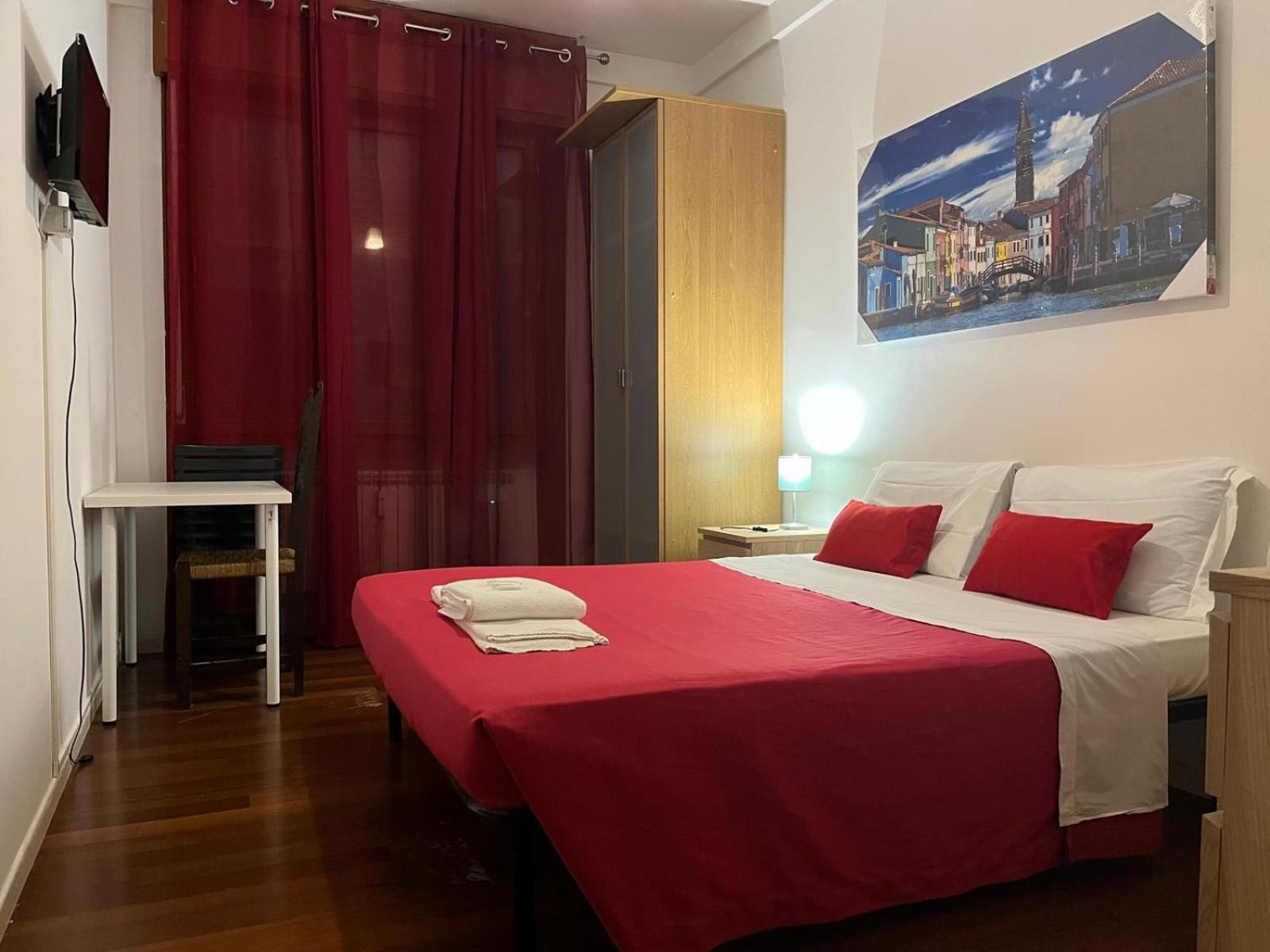 Venice Popular Stay Mestre Bagian luar foto