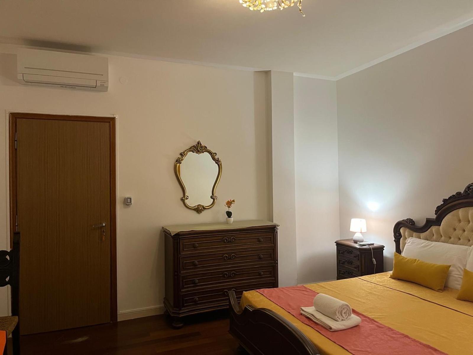 Venice Popular Stay Mestre Bagian luar foto