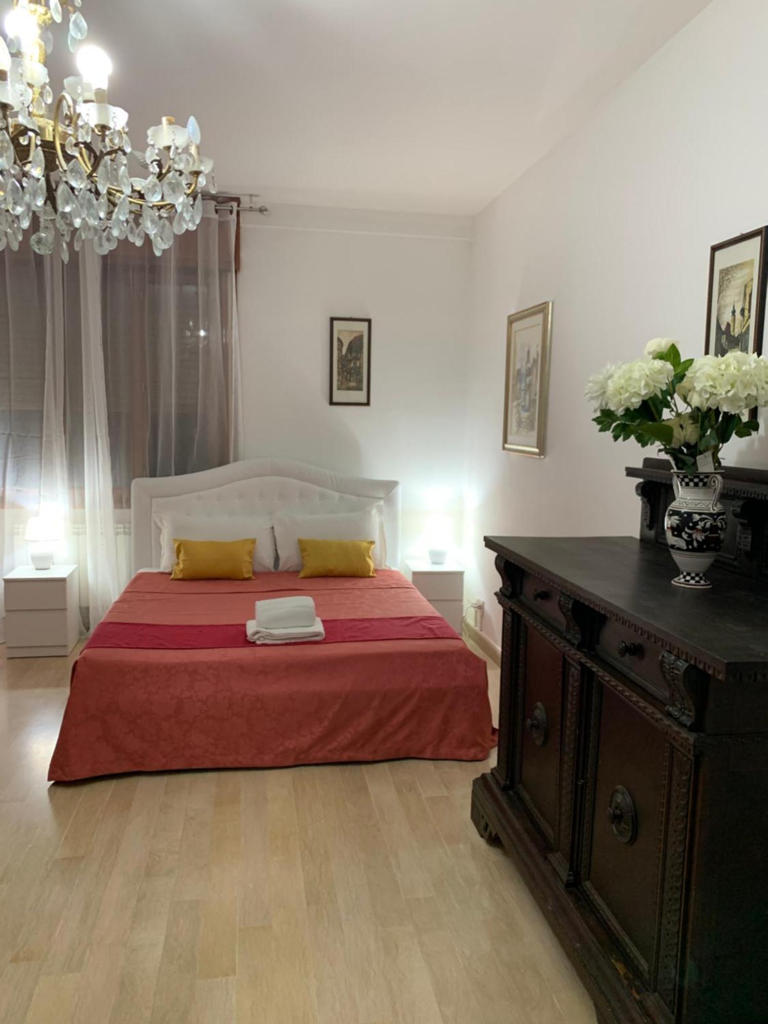 Venice Popular Stay Mestre Bagian luar foto