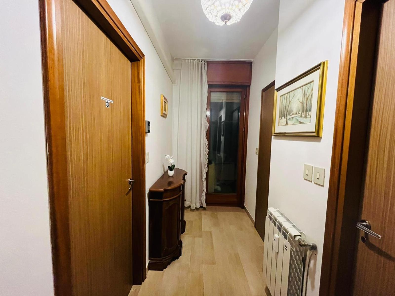 Venice Popular Stay Mestre Bagian luar foto